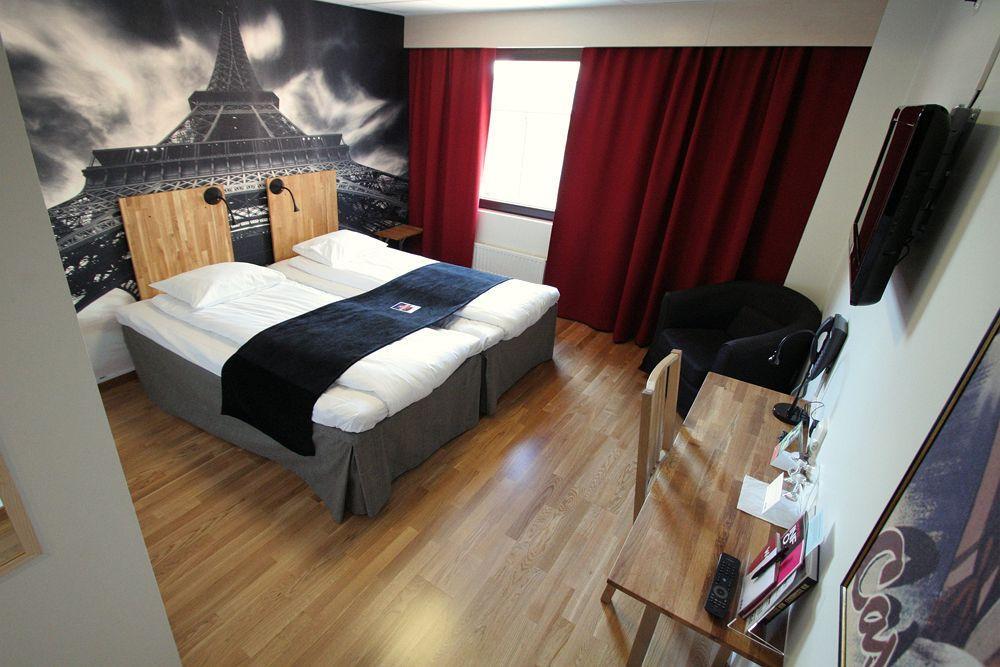 Home Hotel Bristol Arvika Ruang foto
